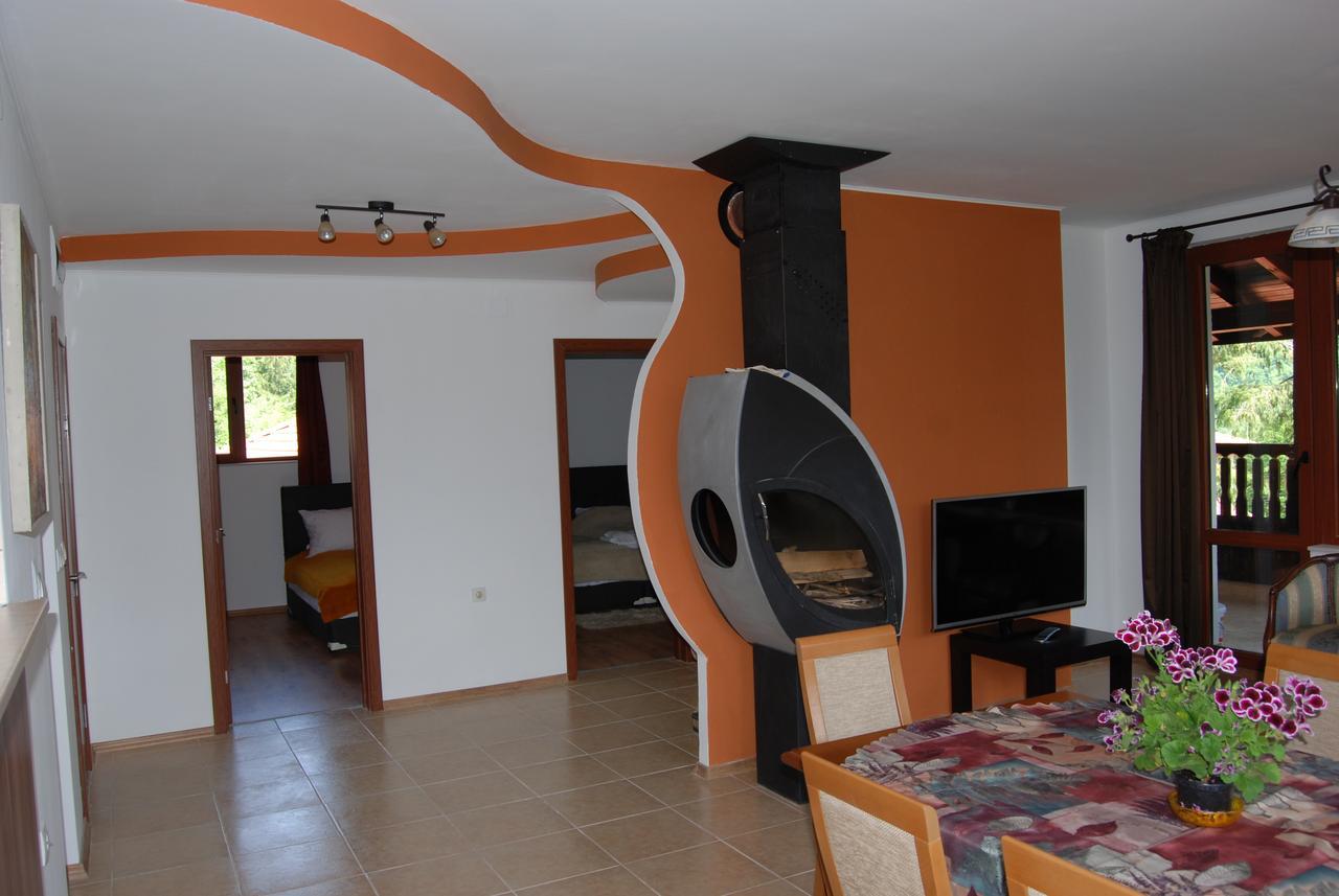 Vidima Apartment Hotel Apriltsi  Extérieur photo